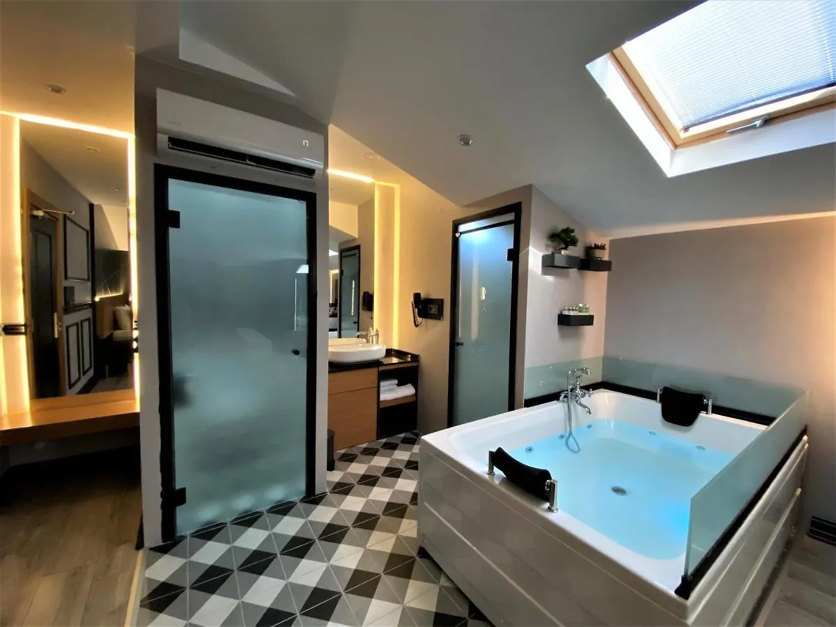 Confores Hotel Istambul